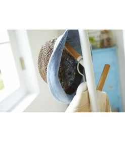 Yamazaki Plain Pole Hanger - White 10 Yamazaki Plain Pole Hanger - White -Meubilair Verkoop 0ec14260bda1433794852da5f564c61f