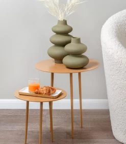 Leitmotiv Bijzettafel Supreme - Okergeel - Ø42,5cm -Meubilair Verkoop 64debdbad1ff4c75a81e1dcdabcb1108