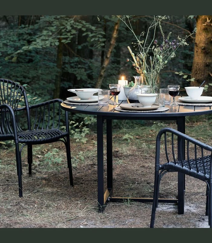 House Doctor Tafel - Helo - Zwart 4 House Doctor Tafel - Helo - Zwart - Afbeelding 2