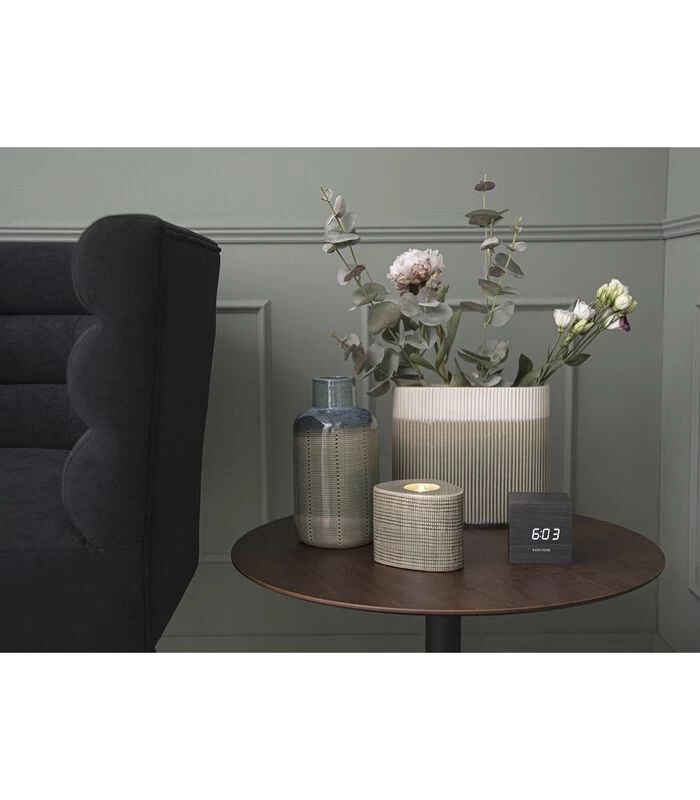 Leitmotiv Stoel Explicit - Suede Look Zwart - 74x71x74cm 4 Leitmotiv Stoel Explicit - Suede Look Zwart - 74x71x74cm - Afbeelding 2