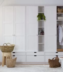 SKIK GARDEROBE 95CM BOX PALS WIT [fsc] -Meubilair Verkoop d01daf7b21a046029cf9812353f54c75