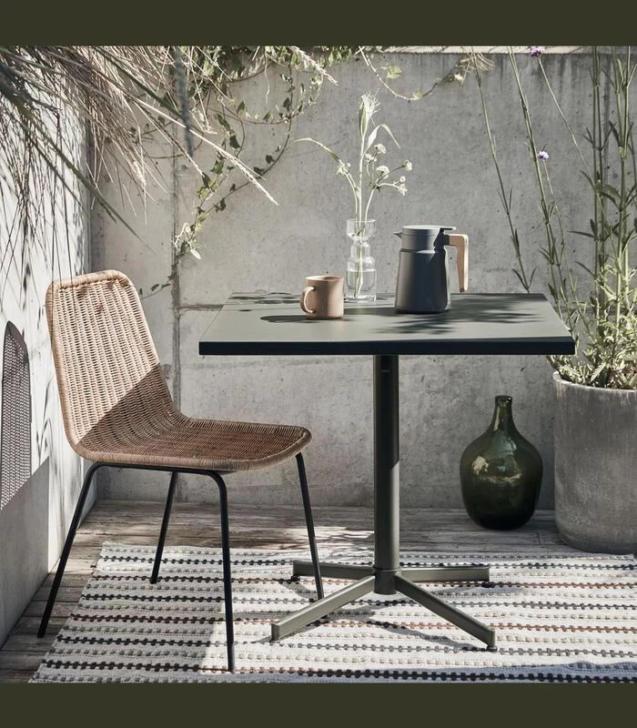 House Doctor Tafel - Helo - Groen 4 House Doctor Tafel - Helo - Groen - Afbeelding 2